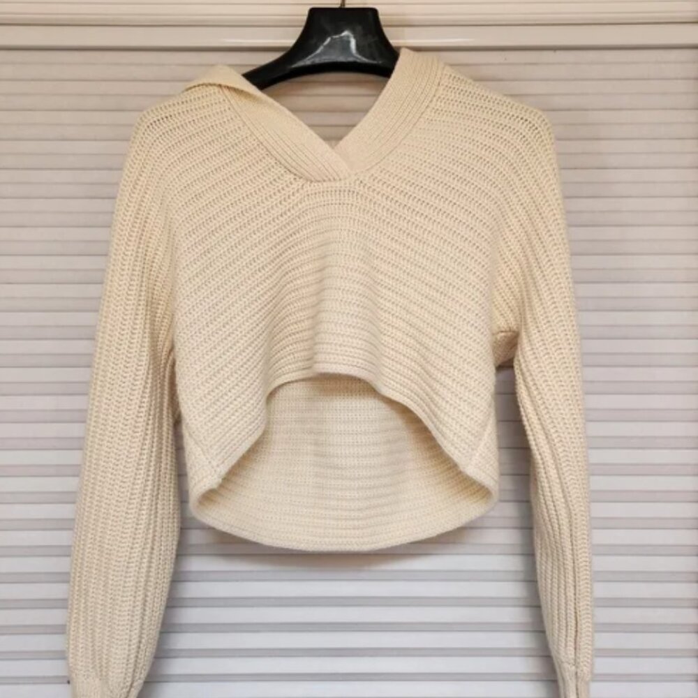 Elegant Cream Women's Knit Cropped Sweater Size Small